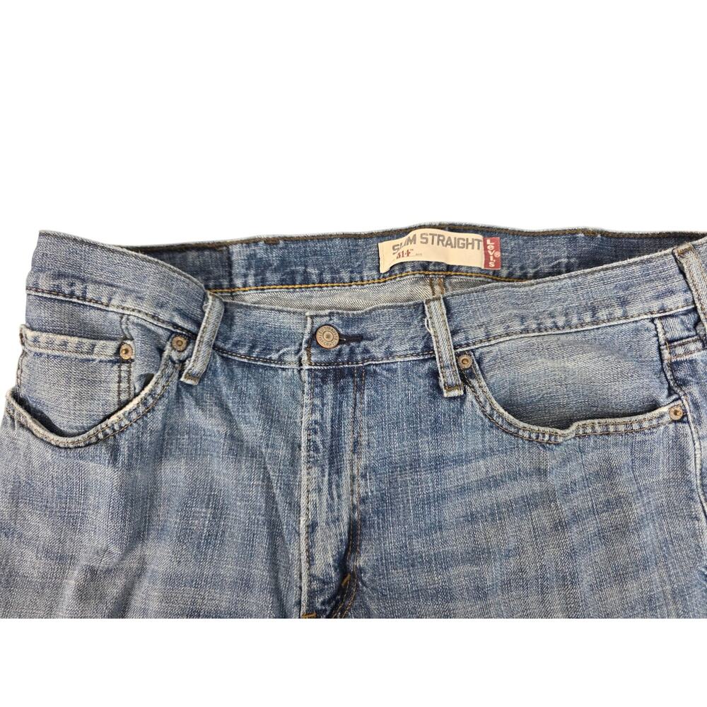 Levi's 514 Slim Straight Jeans Light Wash 38x32 Like New. - Picture 2 of 8
